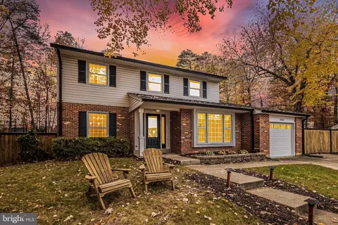 9350 Birchwood Ct, Manassas, VA 20110
