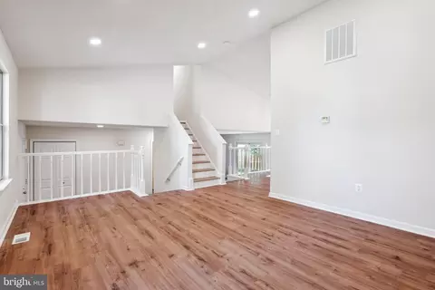 10400 Spraggins Ct, Manassas, VA 20110 photo 19
