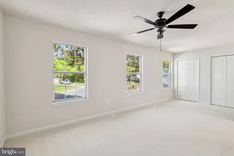 10400 Spraggins Ct, Manassas, VA 20110 photo 29
