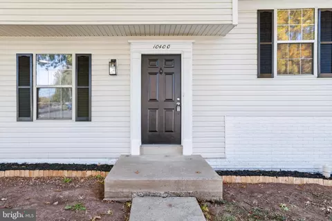 10400 Spraggins Ct, Manassas, VA 20110 photo 3