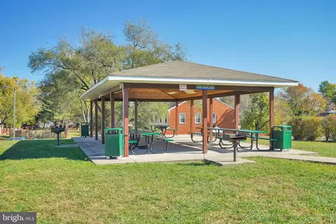 9249 Taney Rd, Manassas, VA 20110 photo 4