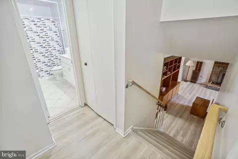 8966 Merit Ct, Manassas, VA 20110 photo 13