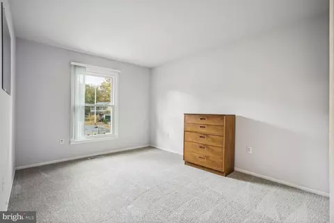 8966 Merit Ct, Manassas, VA 20110 photo 16