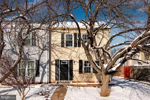 9007 Miles Pl, Manassas, VA 20110