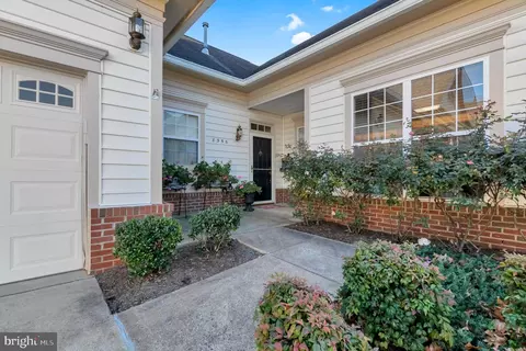 8356 Gaither St, Manassas, VA 20110