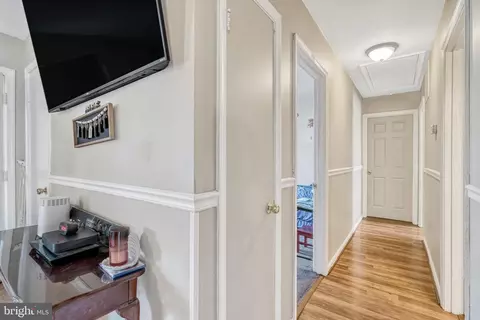 9193 Winterset Dr, Manassas, VA 20110 photo 13
