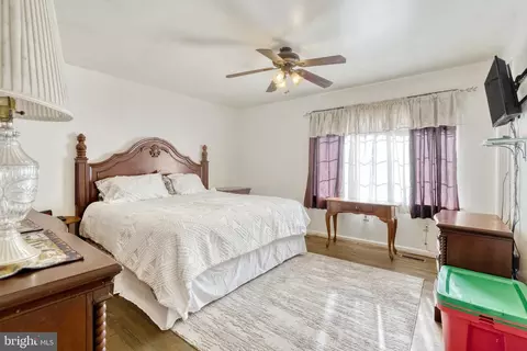 9193 Winterset Dr, Manassas, VA 20110 photo 16