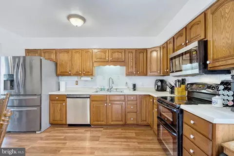 9193 Winterset Dr, Manassas, VA 20110 photo 12