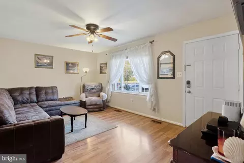 9193 Winterset Dr, Manassas, VA 20110 photo 7