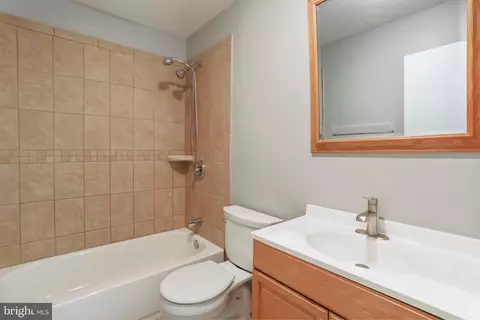 9010 Quarry St, Manassas, VA 20110 photo 10