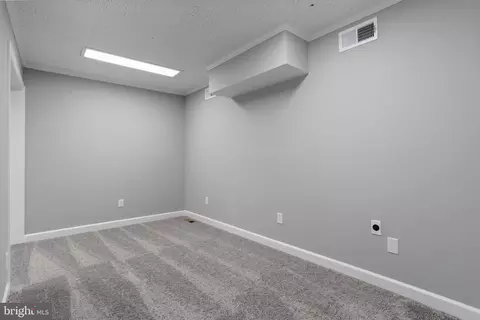9010 Quarry St, Manassas, VA 20110 photo 5