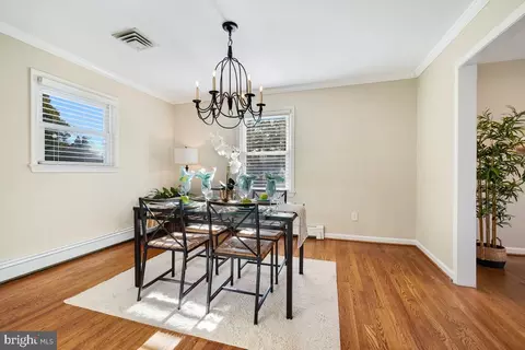 8903 Hazel Dr, Manassas, VA 20110 photo 14