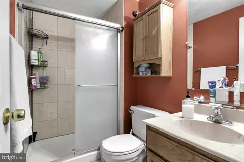 9445 Corey Dr, Manassas, VA 20110 photo 17