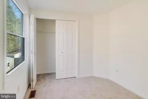 10430 Brackets Ford Cir, Manassas, VA 20110 photo 38