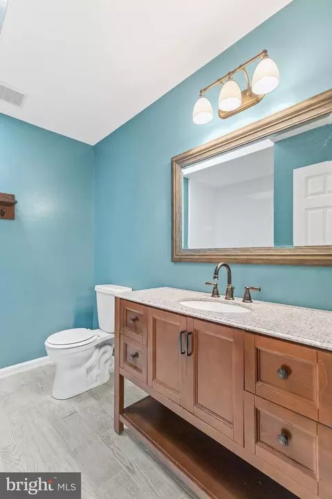 10302 Poe Dr, Manassas, VA 20110 photo 21