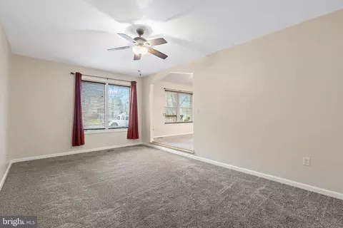 10302 Poe Dr, Manassas, VA 20110 photo 14