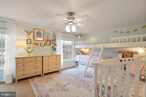 10231 Foxborough Ct, Manassas, VA 20110 photo 32