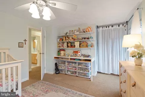 10231 Foxborough Ct, Manassas, VA 20110 photo 34