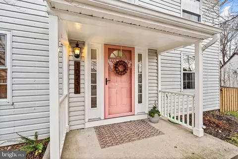 10231 Foxborough Ct, Manassas, VA 20110 photo 6