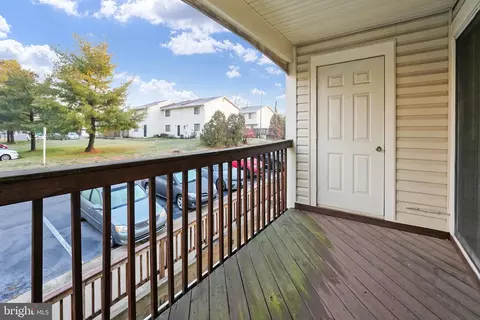 Exterior - 9288 Chapman Oak Dr, Manassas, VA 20110 photo 4 of 4