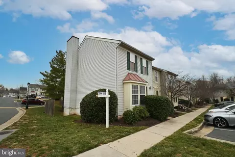 9478 Teaberry Ct, Manassas, VA 20110