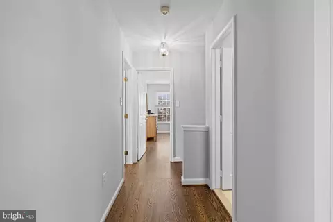 Entry Way - 9357 River Crest Rd, Manassas, VA 20110 photo 5 of 7
