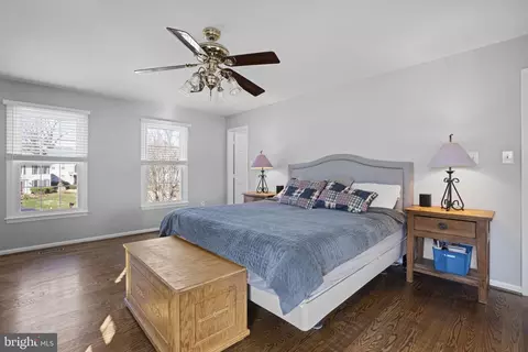 Bedroom - 9357 River Crest Rd, Manassas, VA 20110 photo 8 of 12