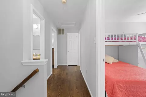 Entry Way - 9357 River Crest Rd, Manassas, VA 20110 photo 6 of 7