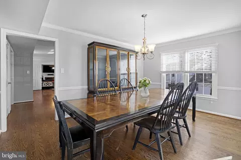 Dining - 9357 River Crest Rd, Manassas, VA 20110 photo 3 of 4