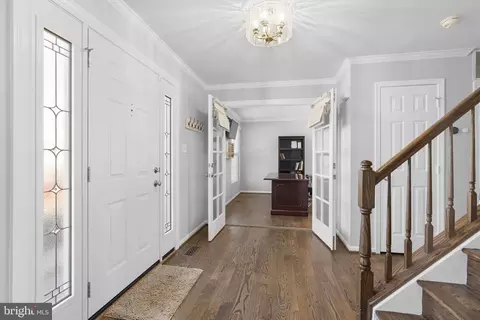 Entry Way - 9357 River Crest Rd, Manassas, VA 20110 photo 3 of 7