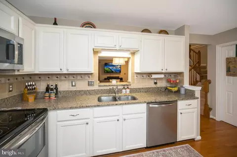 10169 Caladium Dr, Manassas, VA 20110 photo 7