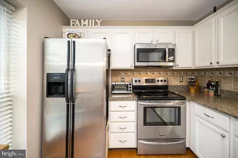 10169 Caladium Dr, Manassas, VA 20110 photo 6