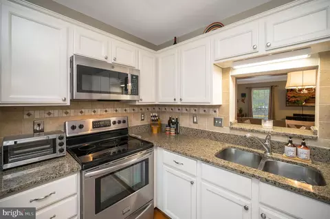10169 Caladium Dr, Manassas, VA 20110 photo 8
