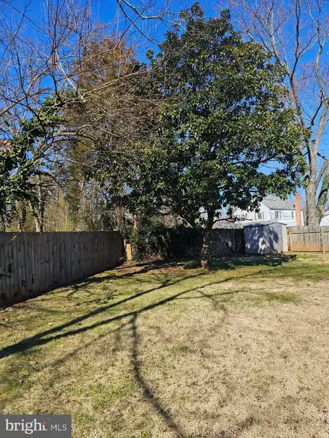 Exterior - 8526 Artillery Rd, Manassas, VA 20110 photo 2 of 3