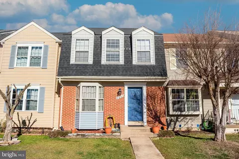 8921 Princeton Park Dr, Manassas, VA 20110