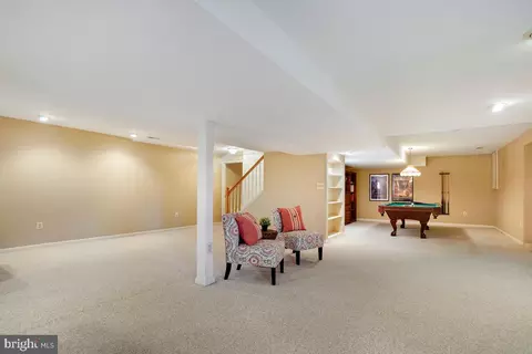Living - 9619 Gladstone St, Manassas, VA 20110 photo 6 of 9