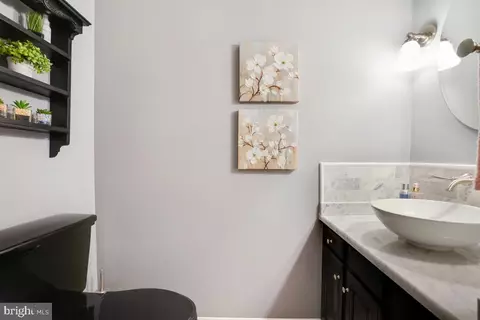 Bath - 9619 Gladstone St, Manassas, VA 20110 photo 1 of 4