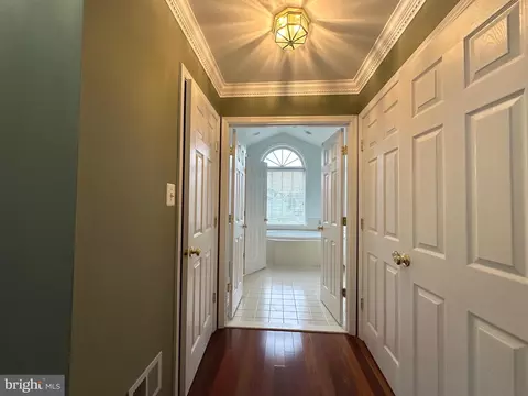 Entry Way - 9396 Nash Dr, Manassas, VA 20110 photo 4 of 4