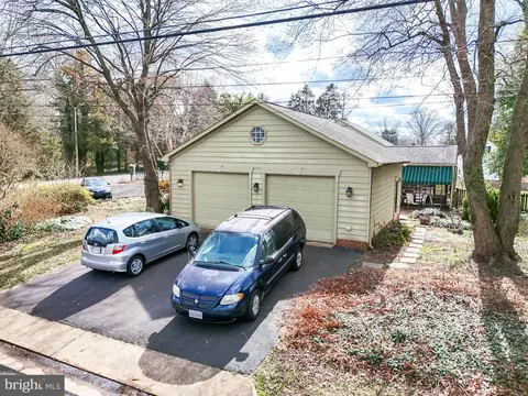 Exterior - 8908 Jackson Ave, Manassas, VA 20110 photo 14 of 14