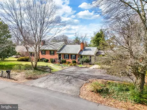 Exterior - 8908 Jackson Ave, Manassas, VA 20110 photo 2 of 14