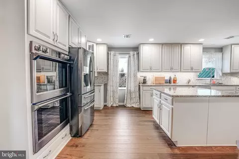 Kitchen - 8908 Jackson Ave, Manassas, VA 20110 photo 5 of 5