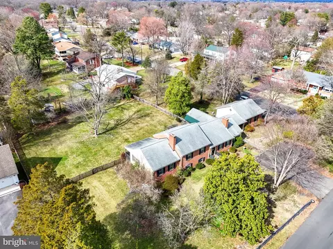 View/Area - 8908 Jackson Ave, Manassas, VA 20110 photo 2 of 5