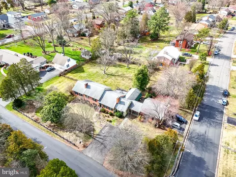 View/Area - 8908 Jackson Ave, Manassas, VA 20110 photo 3 of 5