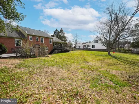 Exterior - 8908 Jackson Ave, Manassas, VA 20110 photo 13 of 14