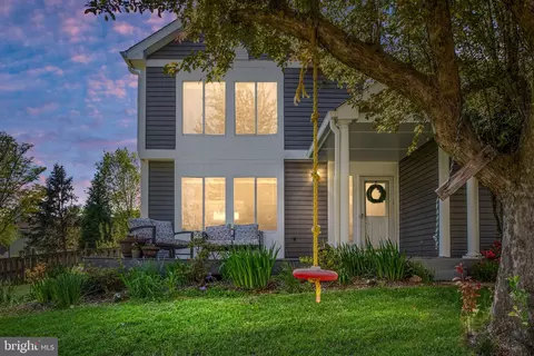 10332 Tito Ct, Manassas, VA 20110