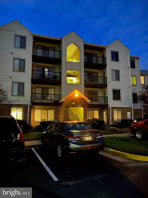 8465 Crozier Ct #302, Manassas, VA 20110