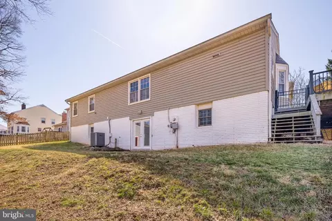 Exterior - 10053 Field Ct, Manassas, VA 20110 photo 13 of 13