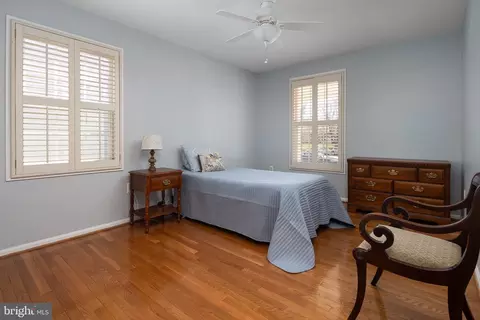 Bedroom - 10053 Field Ct, Manassas, VA 20110 photo 4 of 4