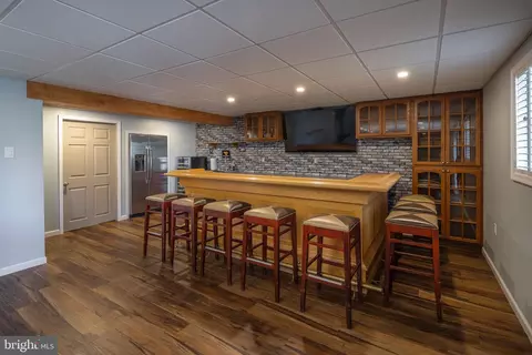 Kitchen - 10053 Field Ct, Manassas, VA 20110 photo 6 of 7