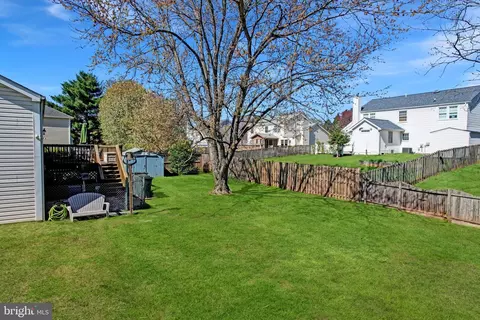 Exterior - 10404 Sorrell Dr, Manassas, VA 20110 photo 6 of 13